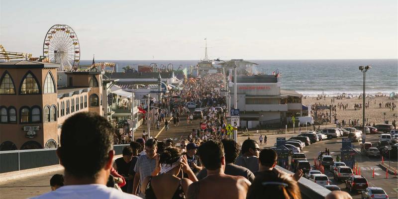 康森莱特99：以定制照明重塑空间美学与情感连接